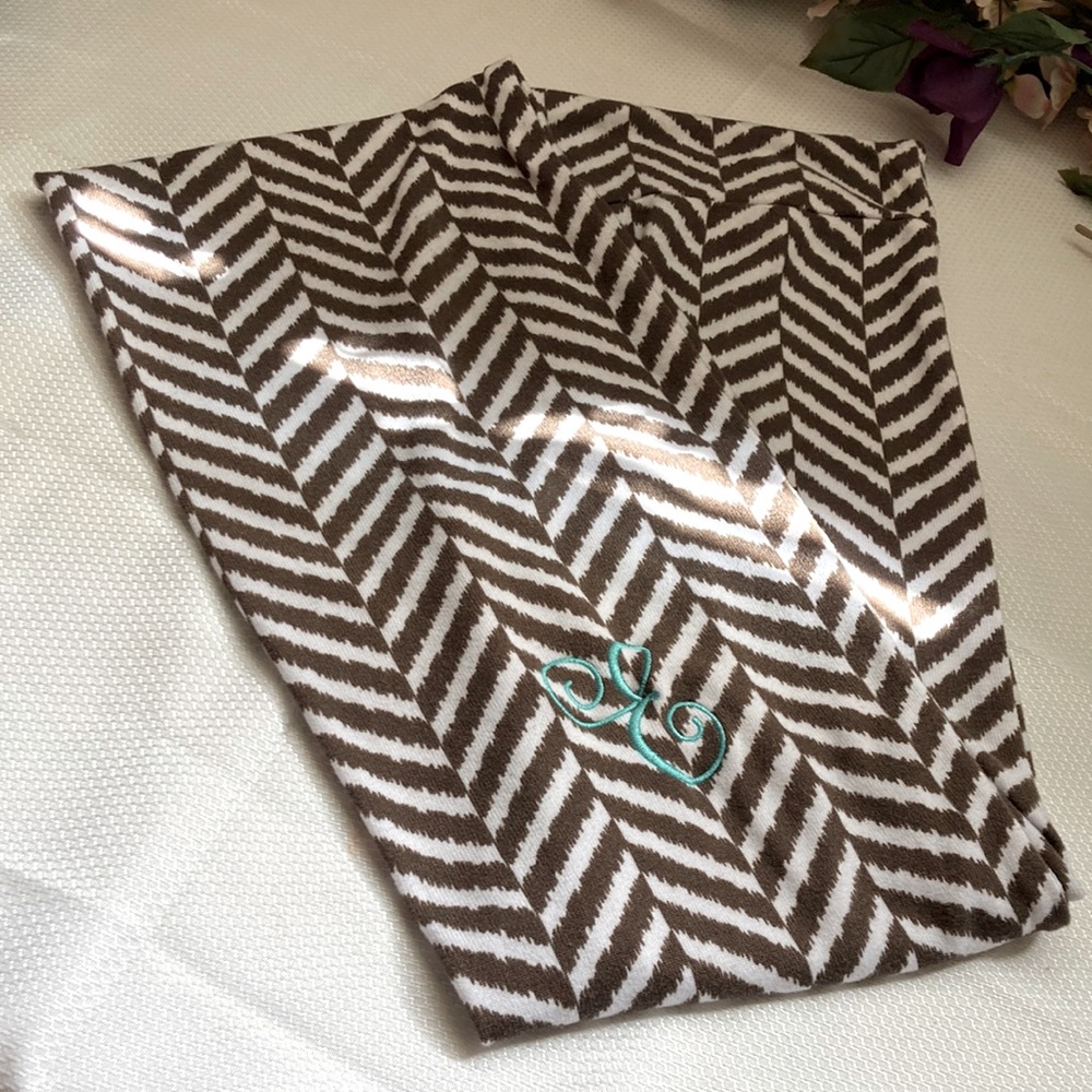 WB Chevron pattern Monogramed “E” Infinity Scarf